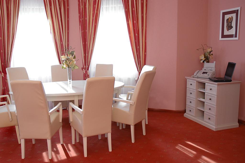 ברטיסלאבה Hotel Hradna Brana מראה חיצוני תמונה