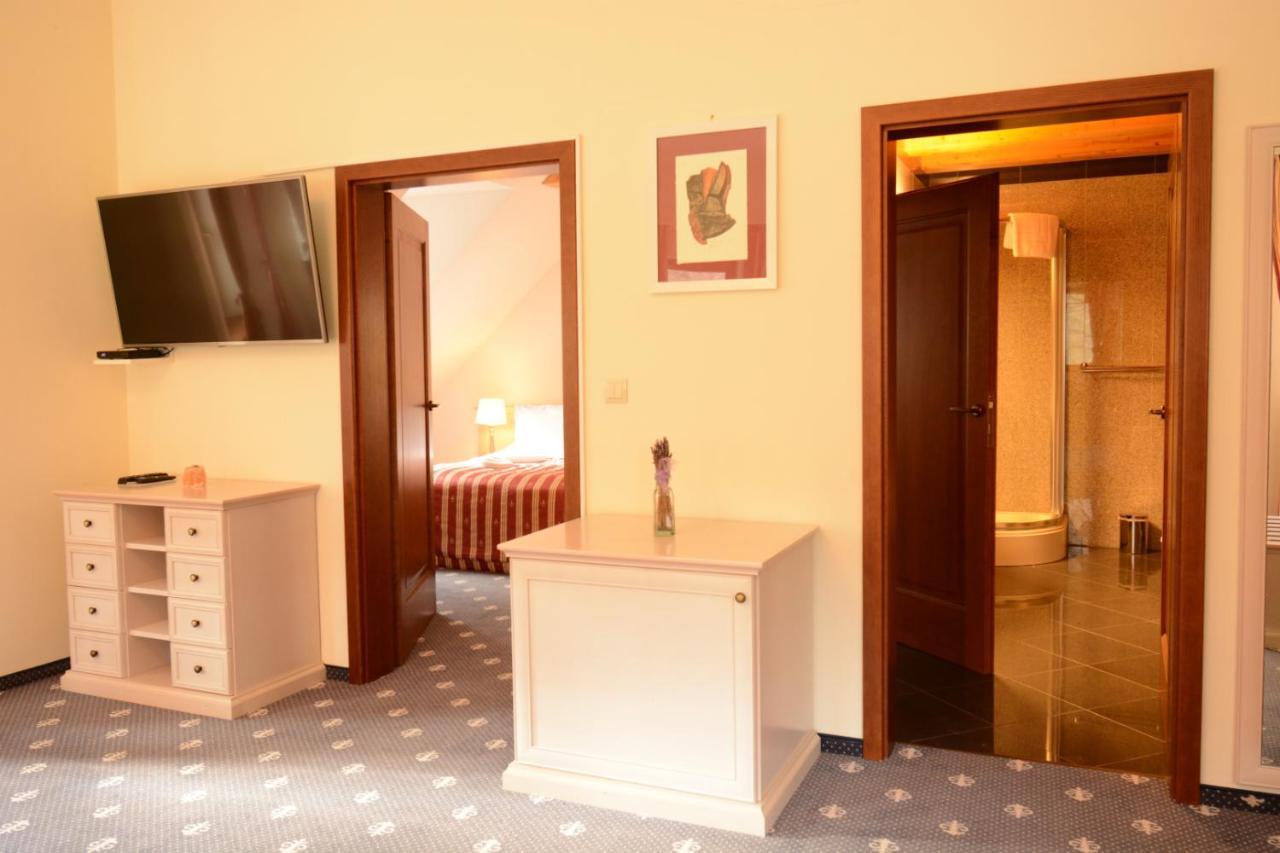 ברטיסלאבה Hotel Hradna Brana מראה חיצוני תמונה