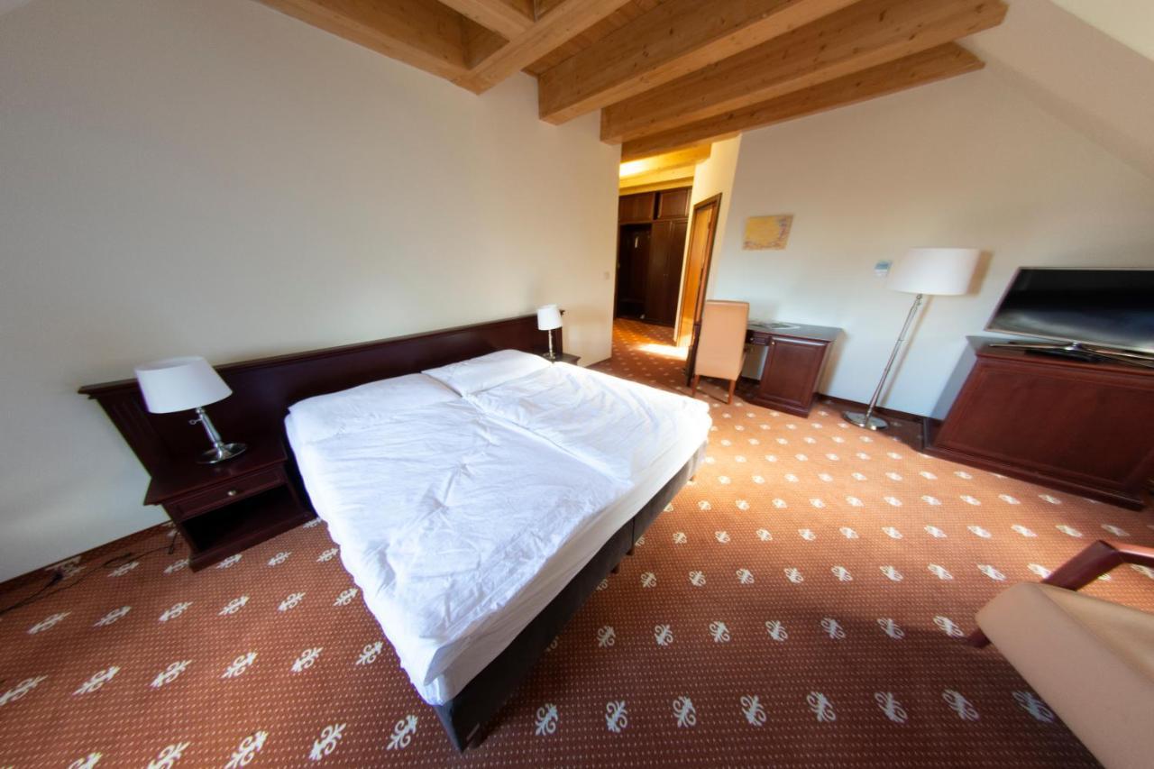 ברטיסלאבה Hotel Hradna Brana מראה חיצוני תמונה