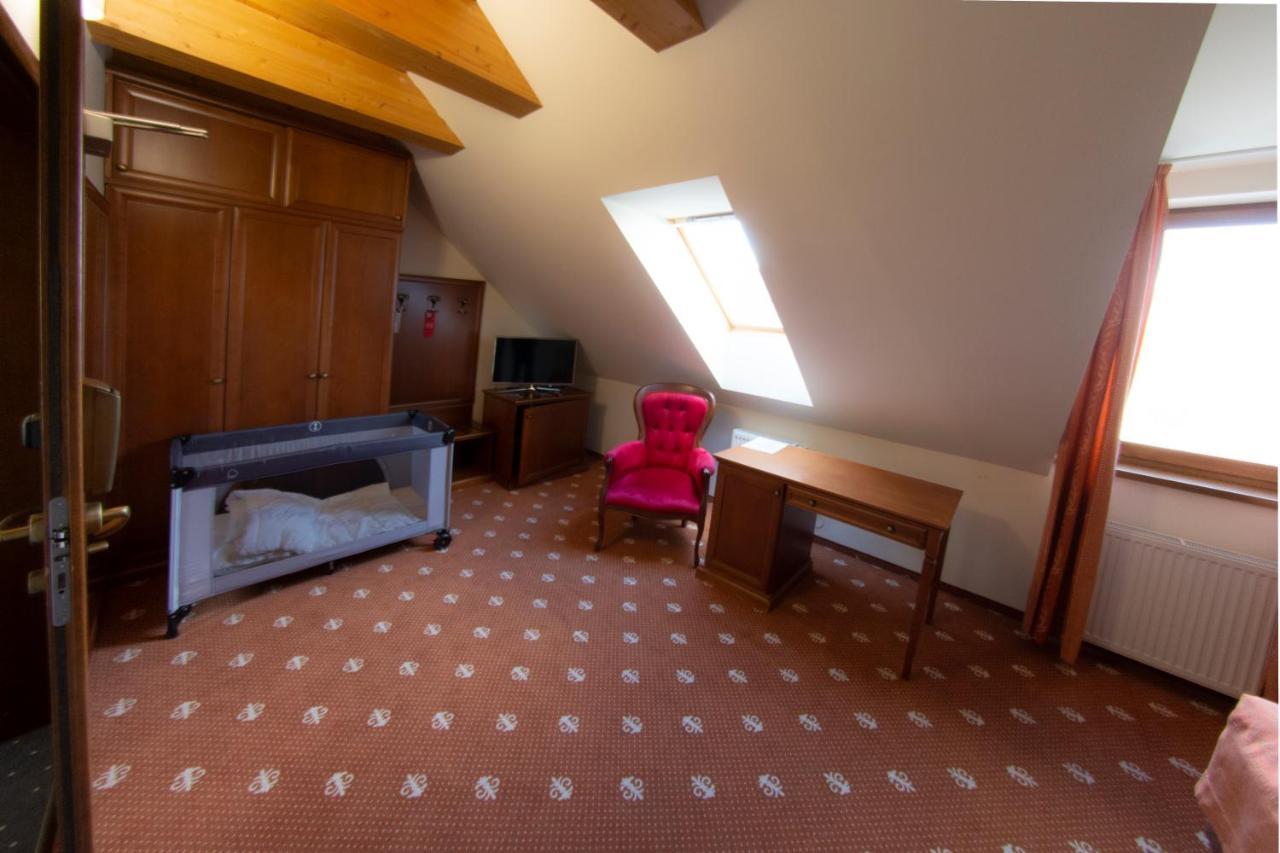ברטיסלאבה Hotel Hradna Brana מראה חיצוני תמונה