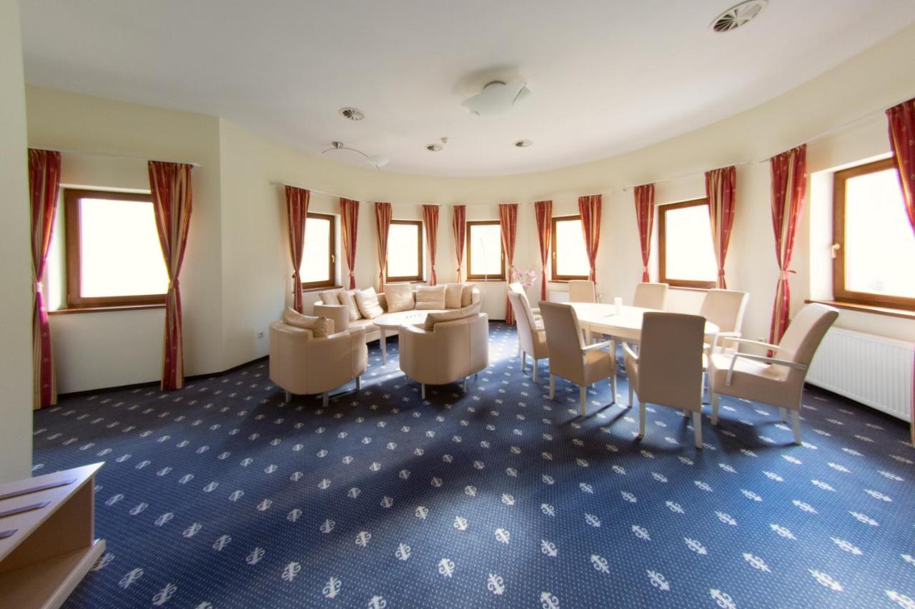 ברטיסלאבה Hotel Hradna Brana מראה חיצוני תמונה
