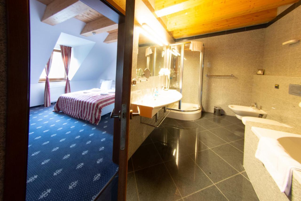 ברטיסלאבה Hotel Hradna Brana מראה חיצוני תמונה